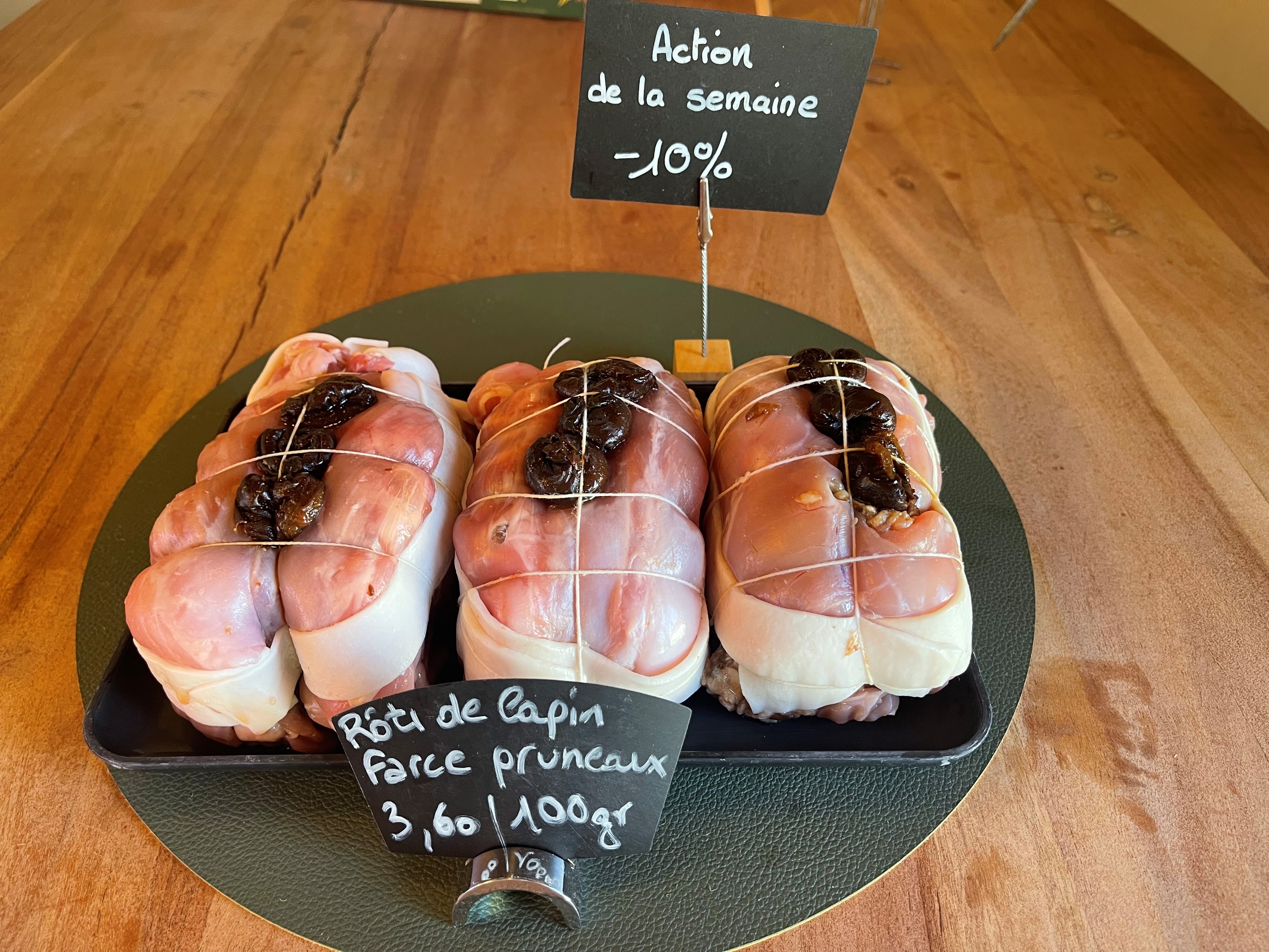 Rôti lapin aux pruneaux reseaux.jpg